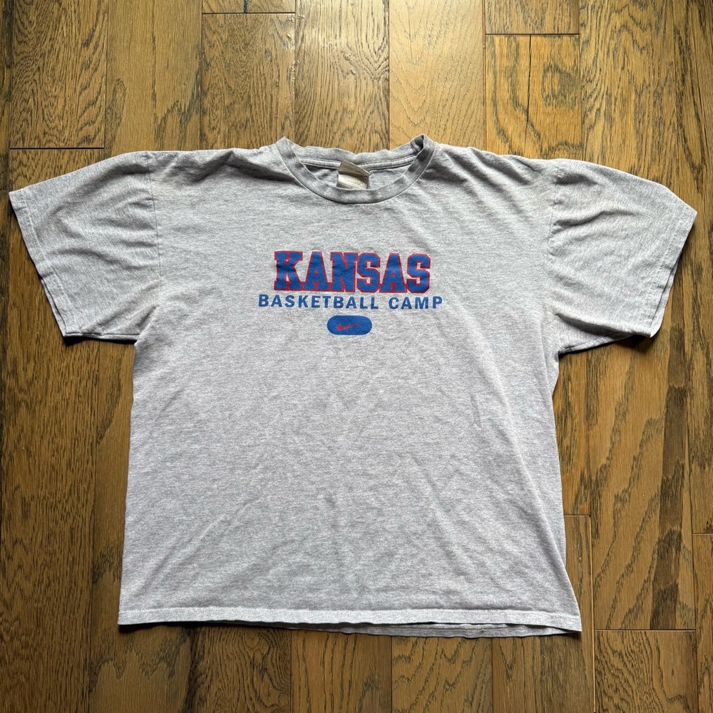 Vintage Nike Kansas Basketball Camp T-Shirt Gray Size Large